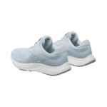 New Balance 520 V8