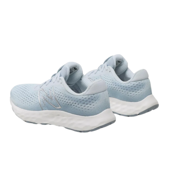 New Balance 520 V8